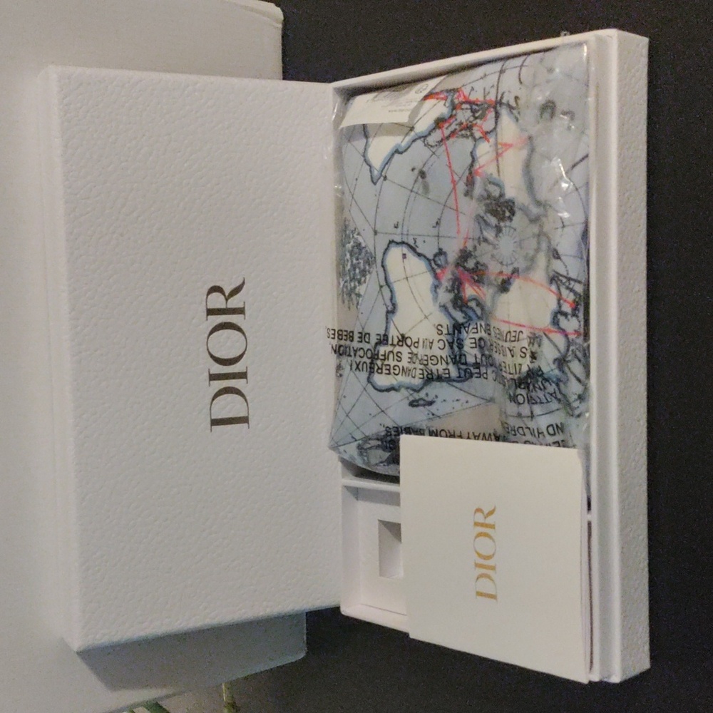 Dior Around The World Bucket Bag. NEW IN BOX !